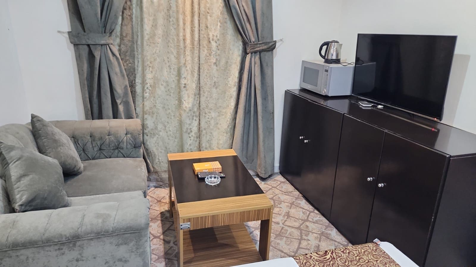 جناح - Image 3
