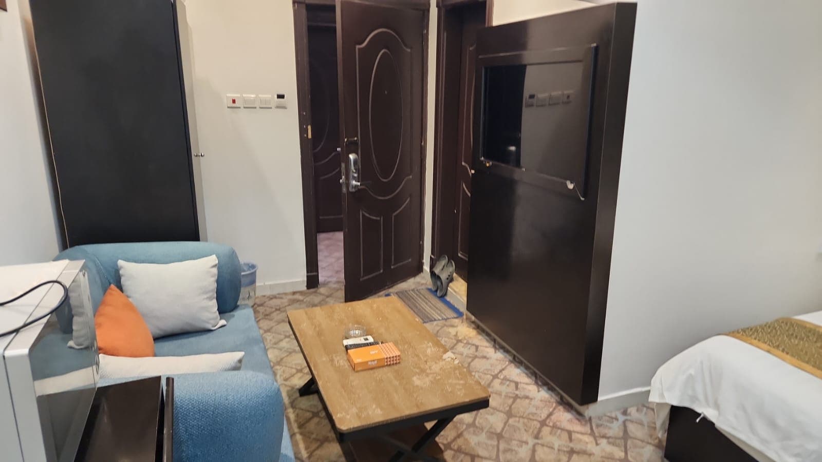 جناح - Image 5